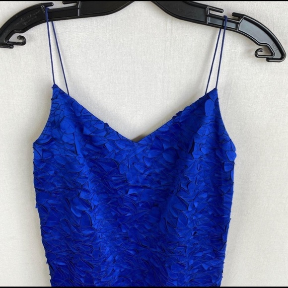 Women's Blue Laser-cut Appliqué Dress - Picture 5 of 6